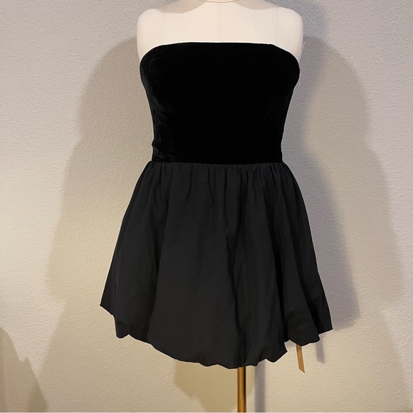 Reformation St. Louis Velvet Dress, Black, size 10 - Picture 2 of 14